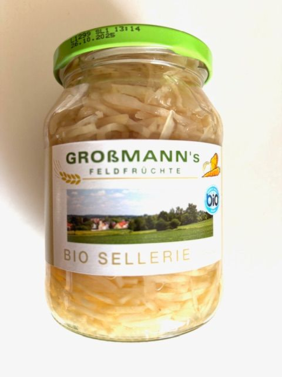 Sellerie im Glas